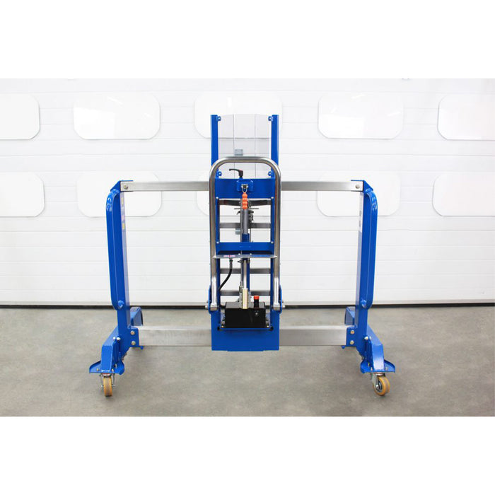 Estibador de tambores con desplazamiento lateral con bomba hidráulica